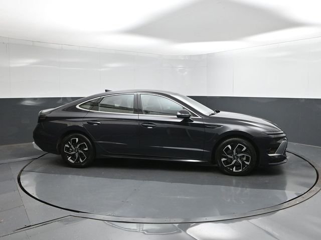Used 2024 Blue Hyundai SEL image 15
