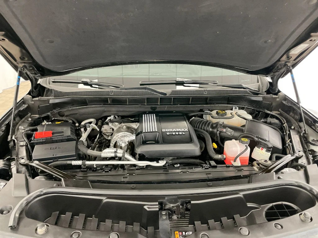 Used 2024 Black Chevrolet Premier image 30
