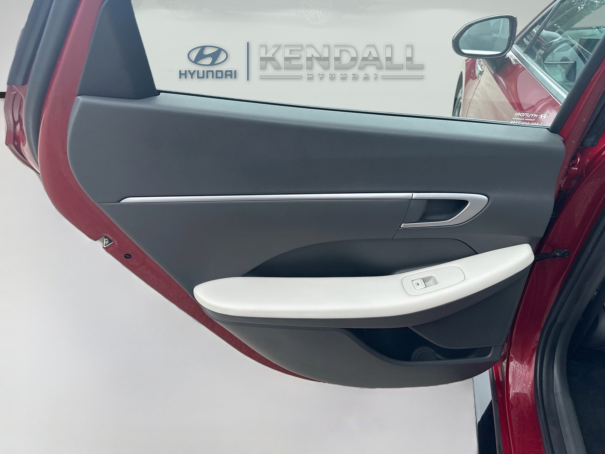 Used 2024 Ultimate red Hyundai SEL image 22