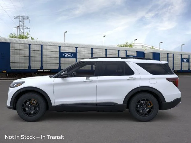 New 2026 Star White Metallic Tri-Coat Ford Tremor image 3