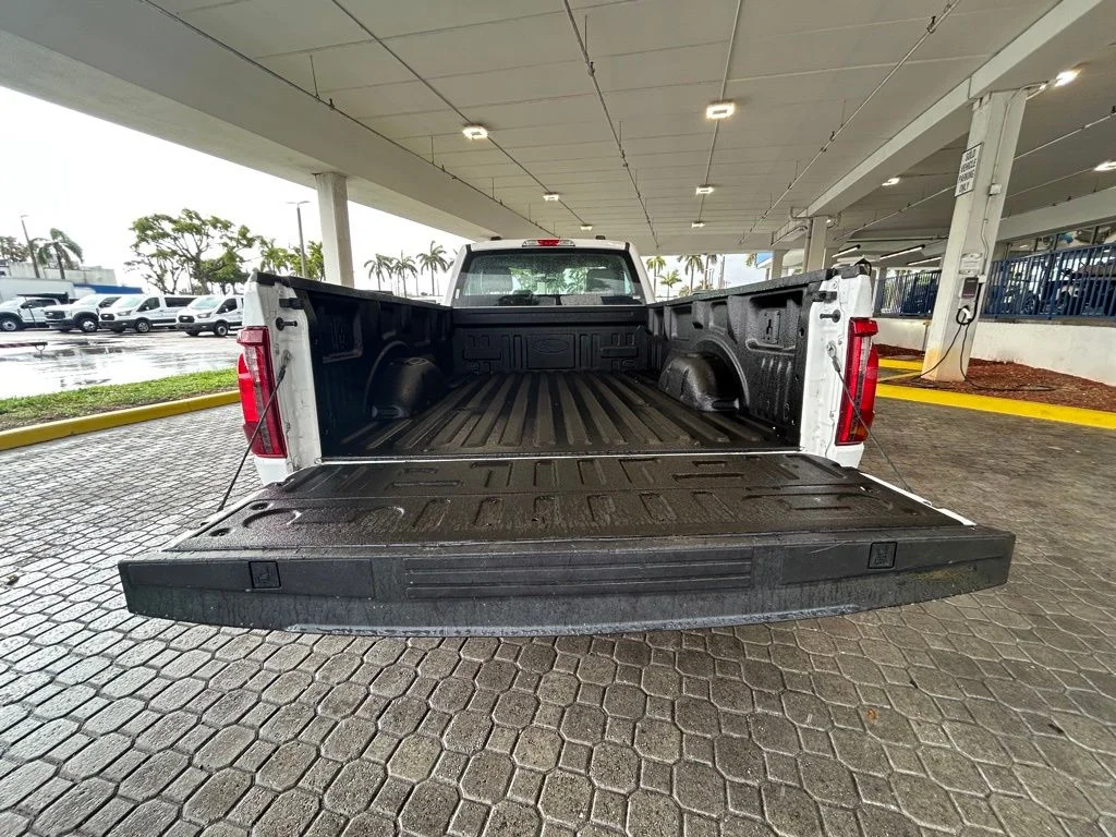 Certified Used 2024 Oxford White Ford XL image 30