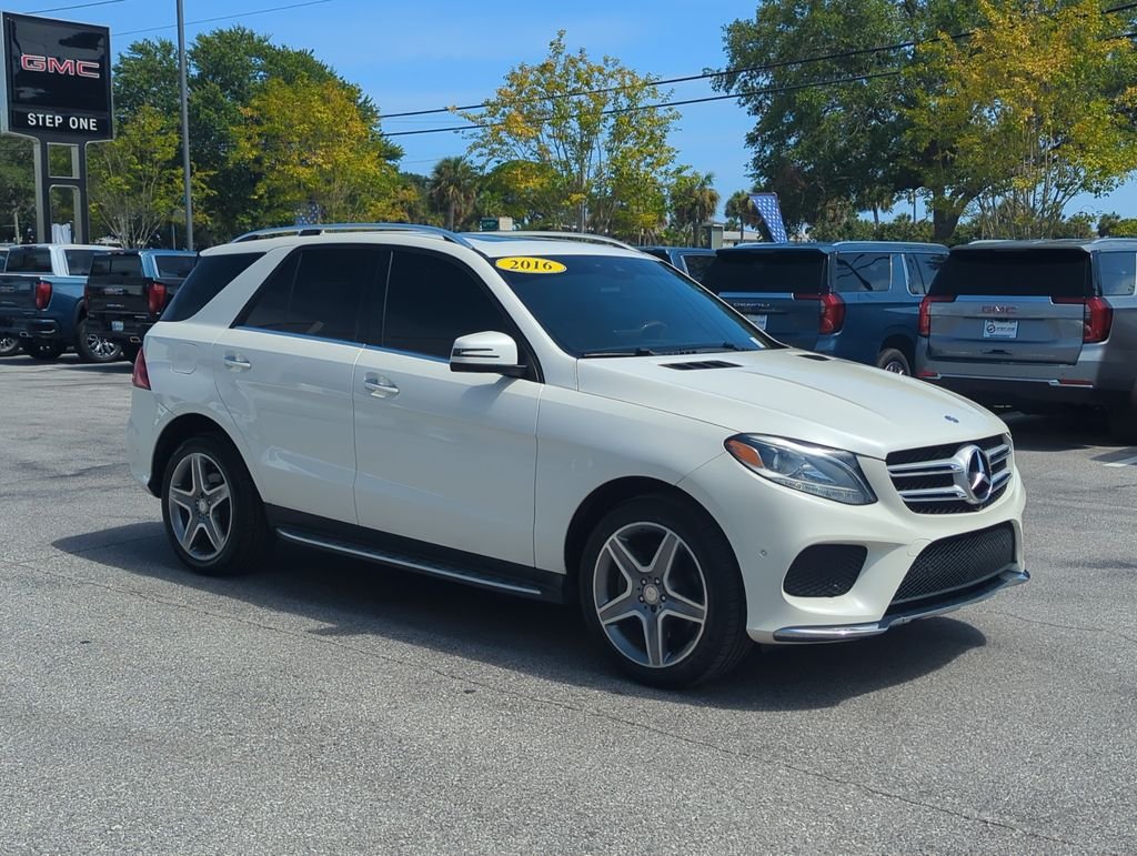 Used 2016  Mercedes-Benz GLE 400 image 8