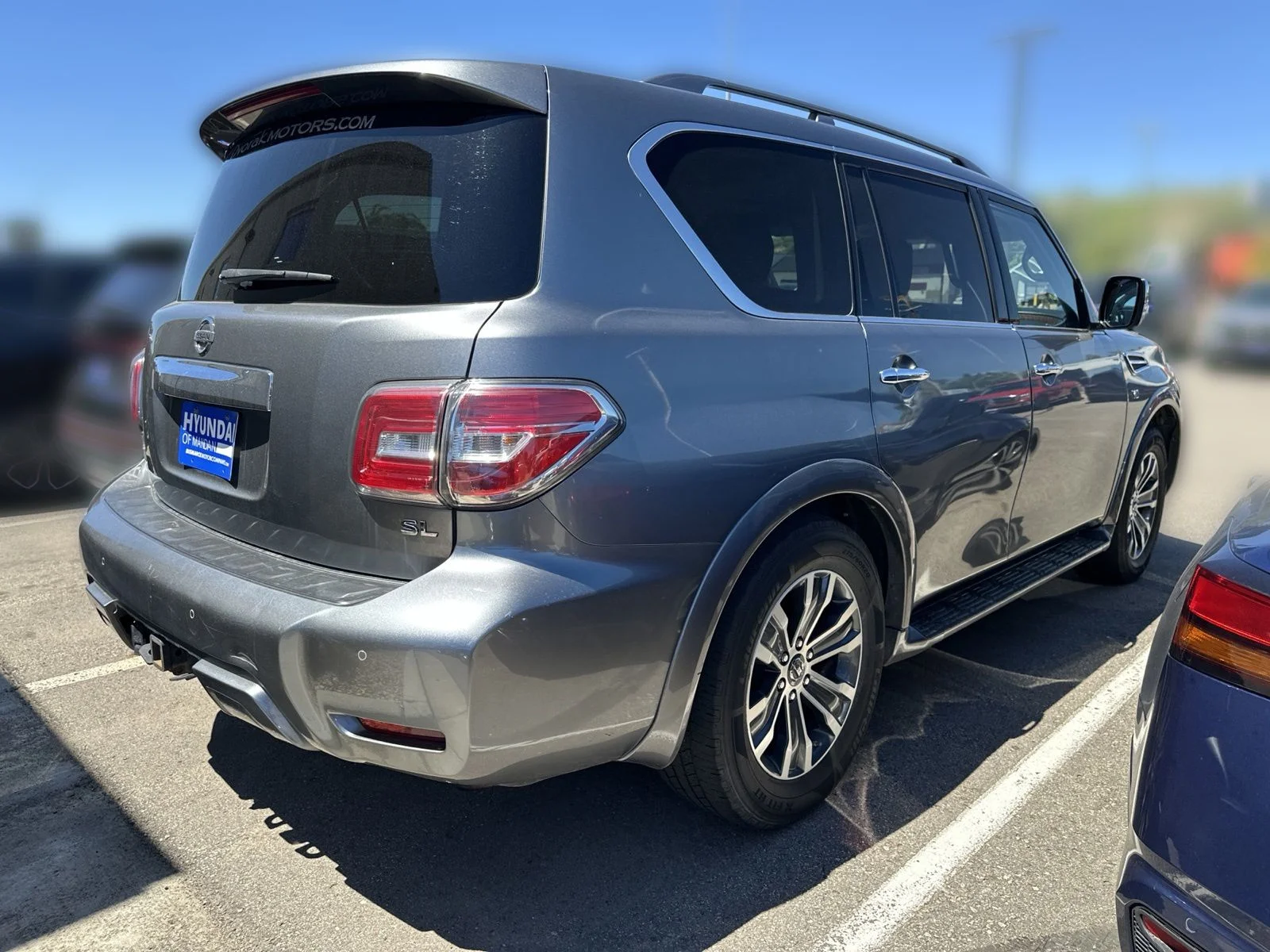 Used 2019 Gray Nissan SL image 3