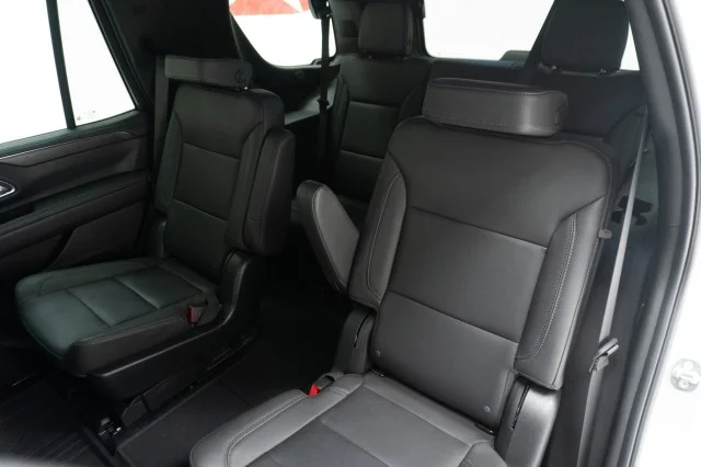 Used 2023  Chevrolet Z71 image 24