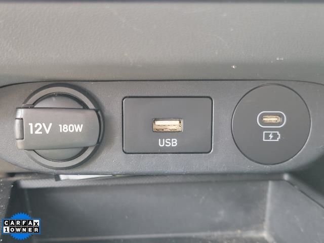 Used 2024 Black Hyundai SE image 26