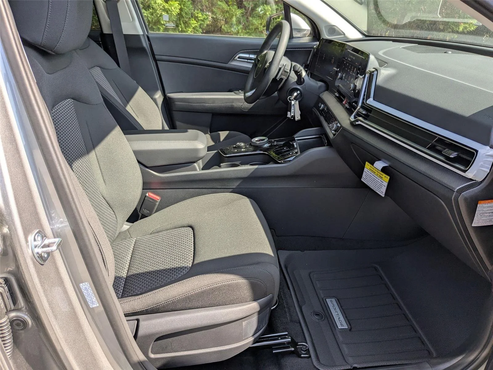 2025 Kia Sportage LX Hybrid - Photo 34