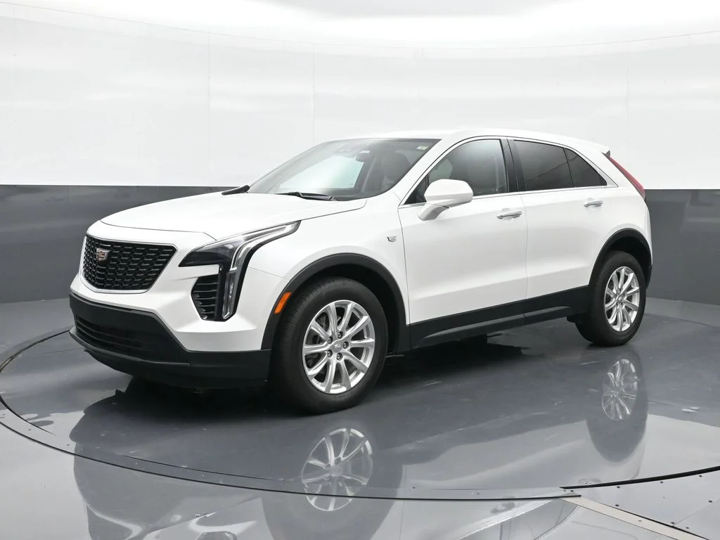 2023 Cadillac XT4 Luxury's photo