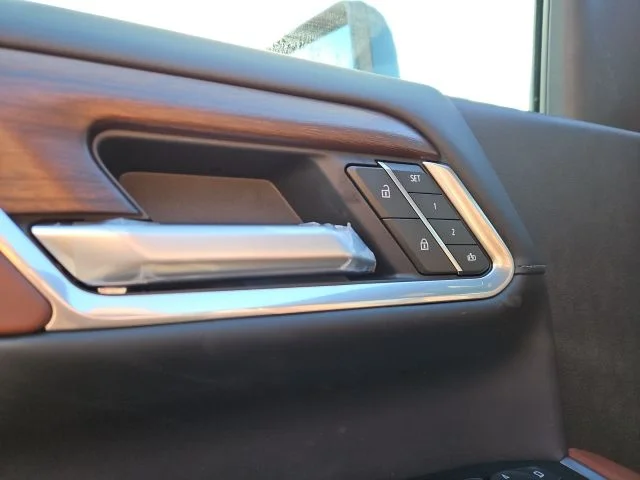 2026 GMC Sierra 3500HD Denali Ultimate - Photo 26