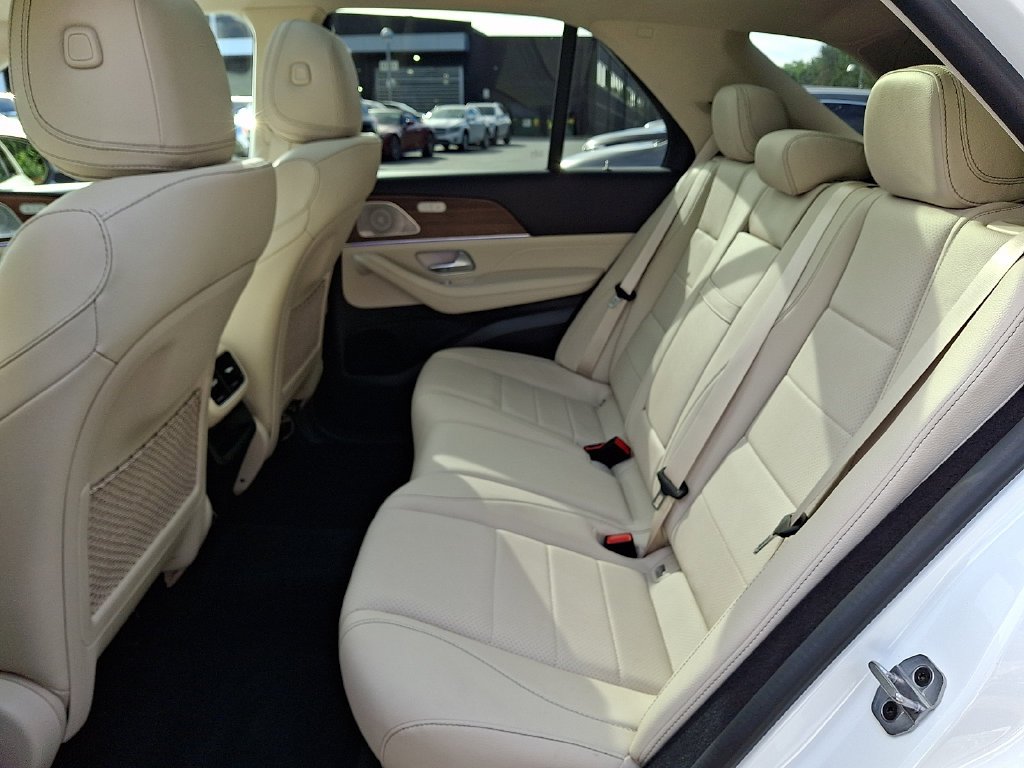 Certified Used 2026 White Mercedes-Benz GLE 450 image 10