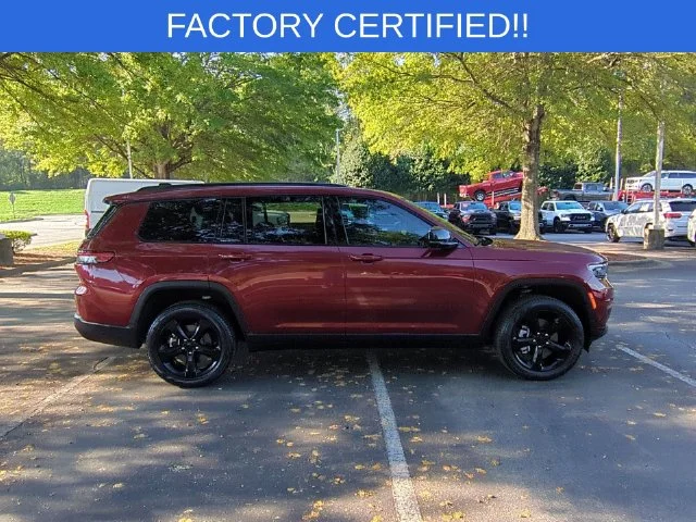 Used 2025 Red Jeep Limited image 6