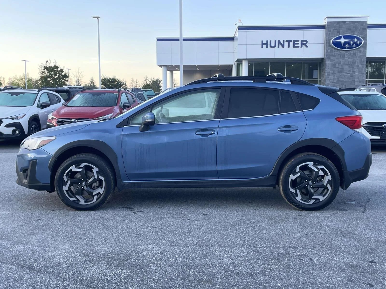 Used 2021 Horizon Blue Pearl Subaru Limited image 25