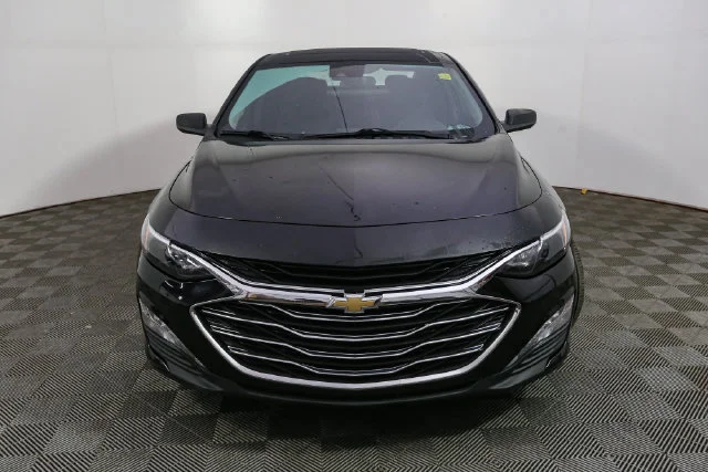 Used 2024 Black Chevrolet LT image 4