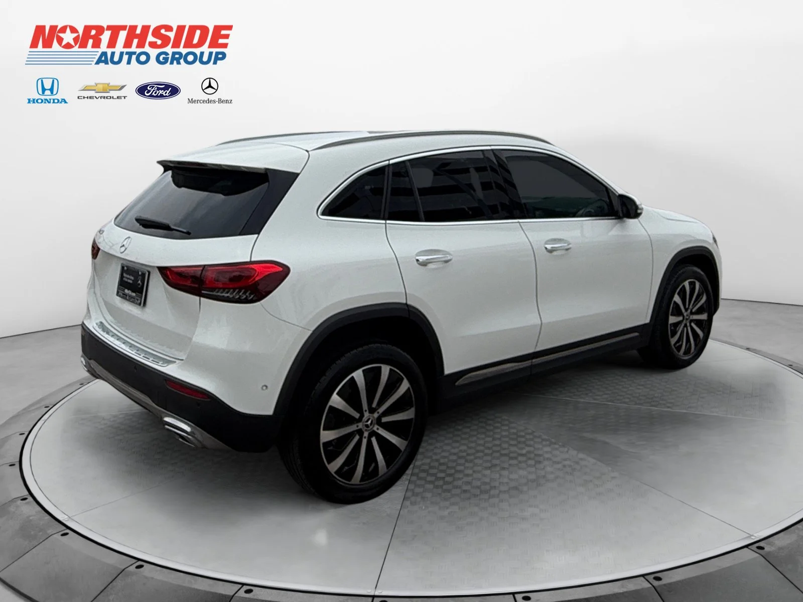Used 2023 Polar White Mercedes-Benz GLA 250 image 7
