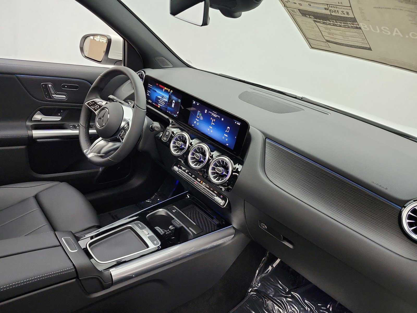 New 2026 Polar White Mercedes-Benz GLA 250 SUV image 29