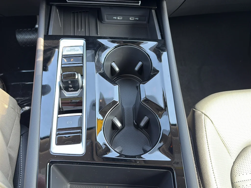 2026 Volkswagen Atlas SEL - Photo 27