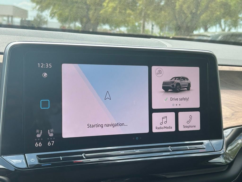 New 2026 White/off-white Volkswagen 2.0T SE w/Technology image 16