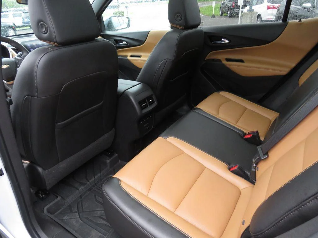 Used 2021 Pearl Chevrolet Premier image 25