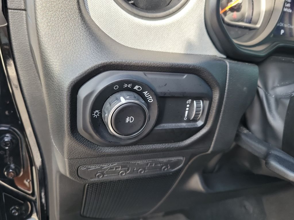 Used 2024 Black Clearcoat Jeep Sport S image 25