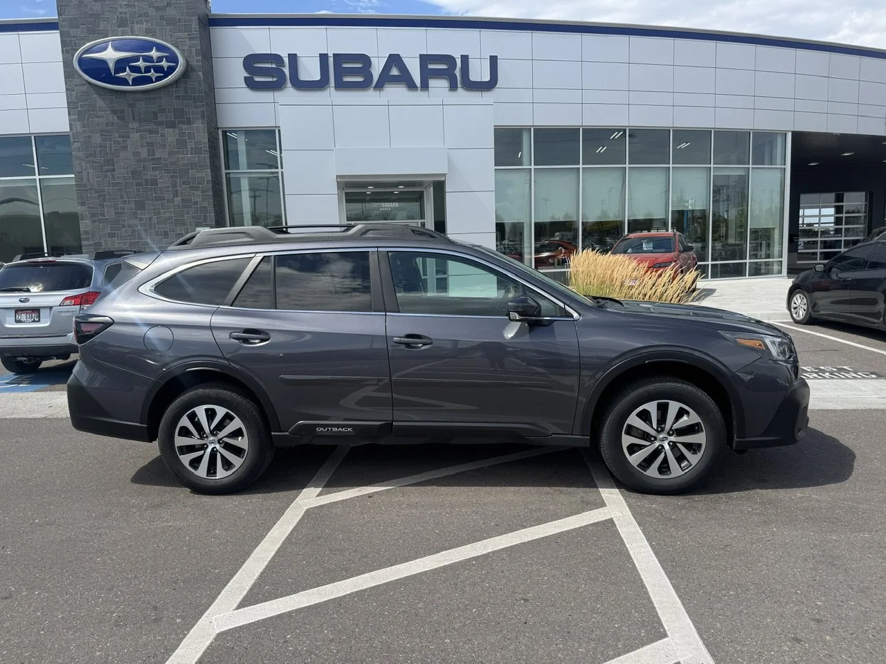 Used 2022 Magnetite Gray Metallic Subaru Premium image 8