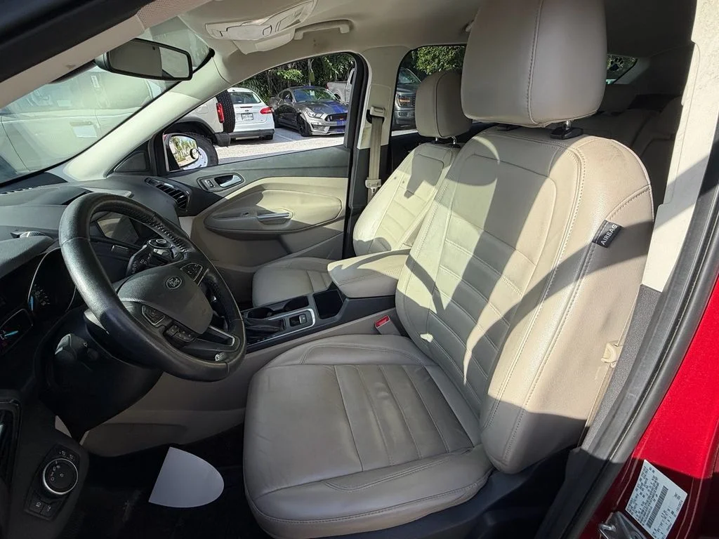 Used 2017 Red Ford Titanium image 9
