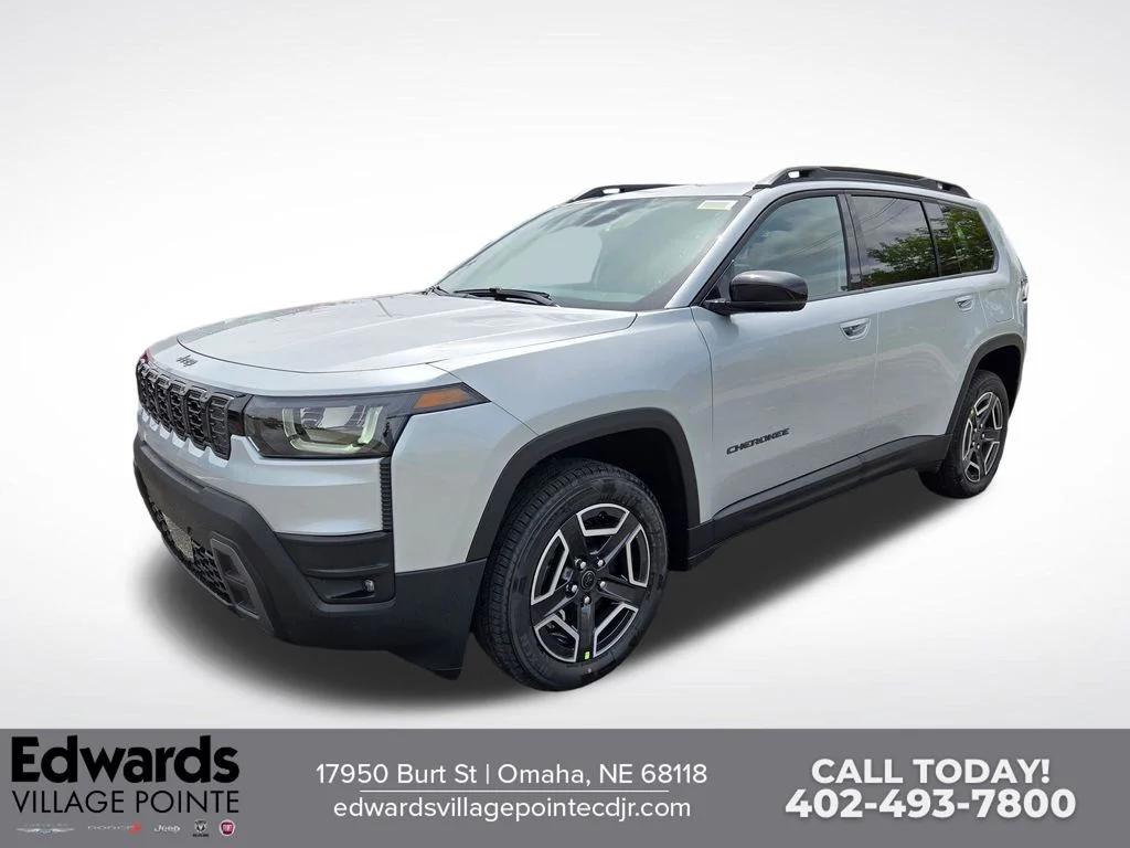 New 2026 Silver Zynith Clear-Coat Exterior Paint Jeep Limited image 7