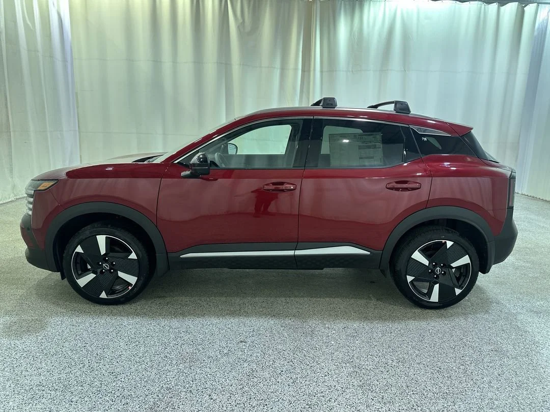 New 2026 Scarlet Ember Tintcoat Nissan SR image 6