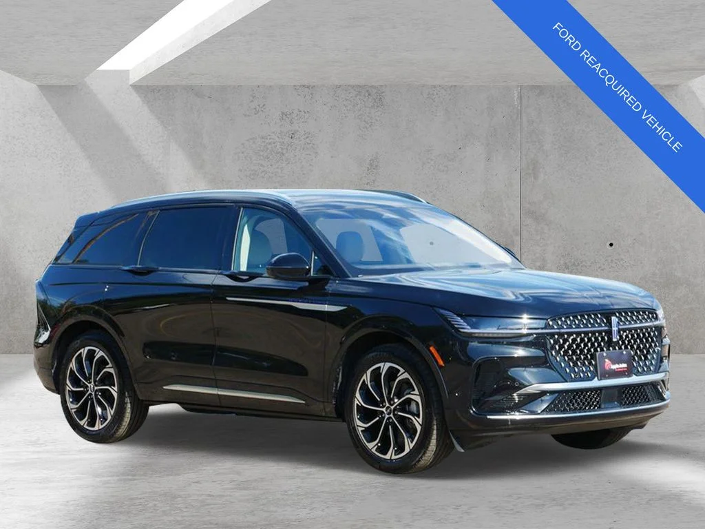 2024 Lincoln Nautilus Reserve AWD's photo