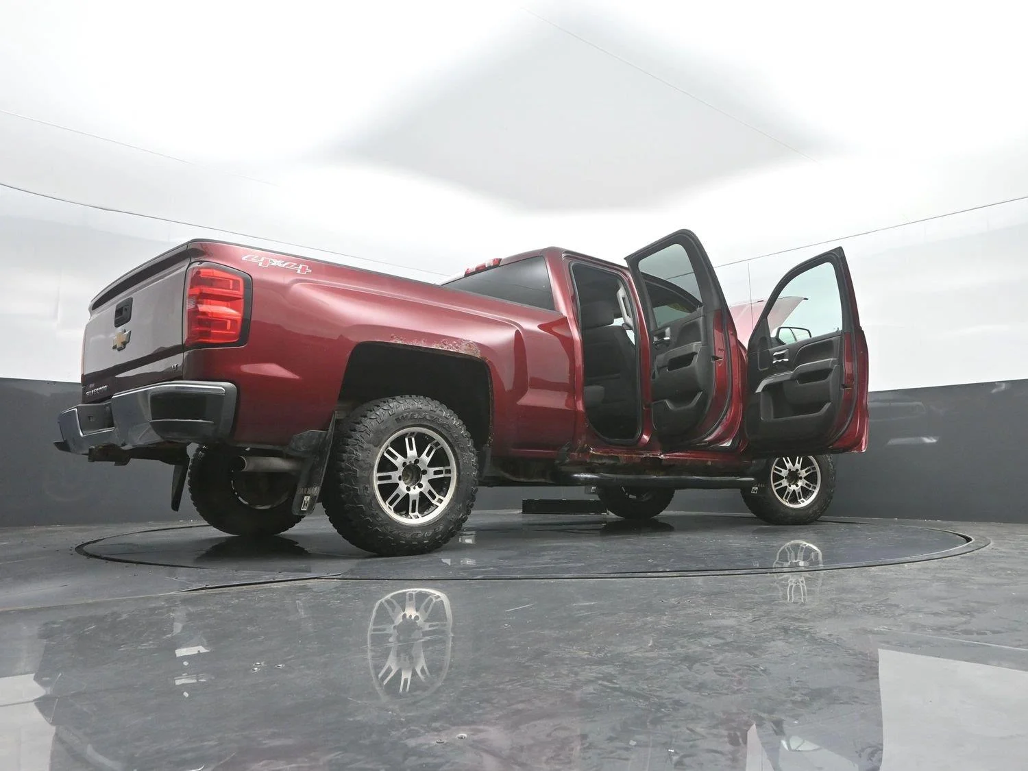 Used 2016 Siren Red Tintcoat Chevrolet LT image 47