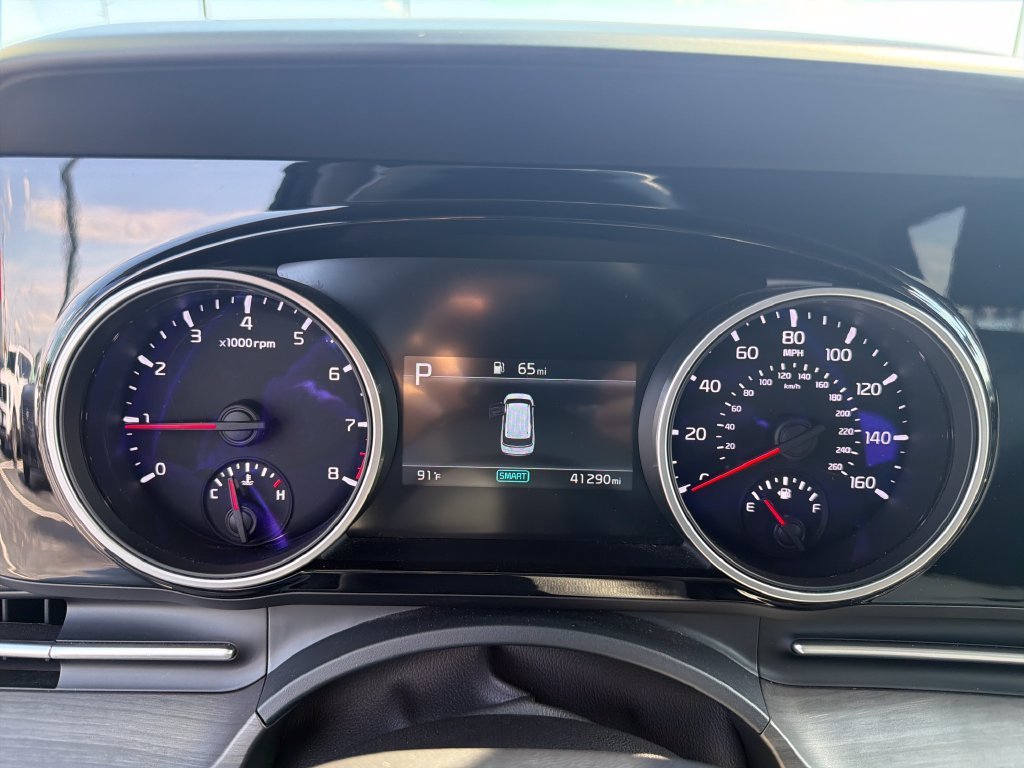 Used 2023 Gray Kia EX image 15