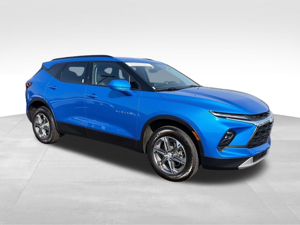 Used 2024 Blue Chevrolet LT image 2