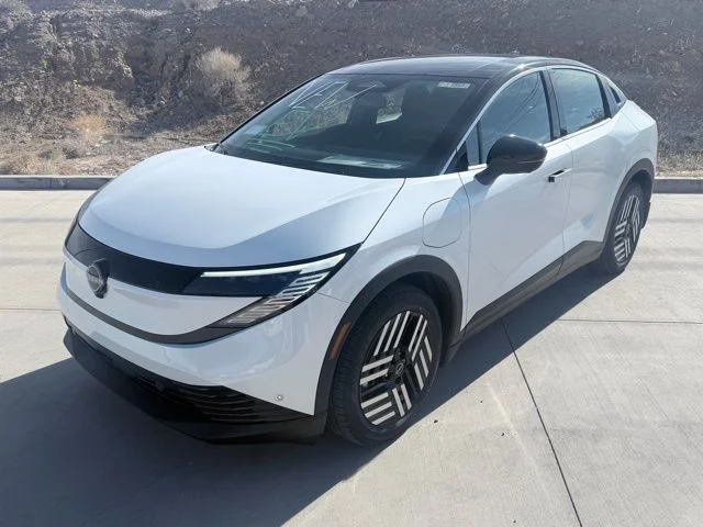 2026 Nissan Leaf SV+'s photo