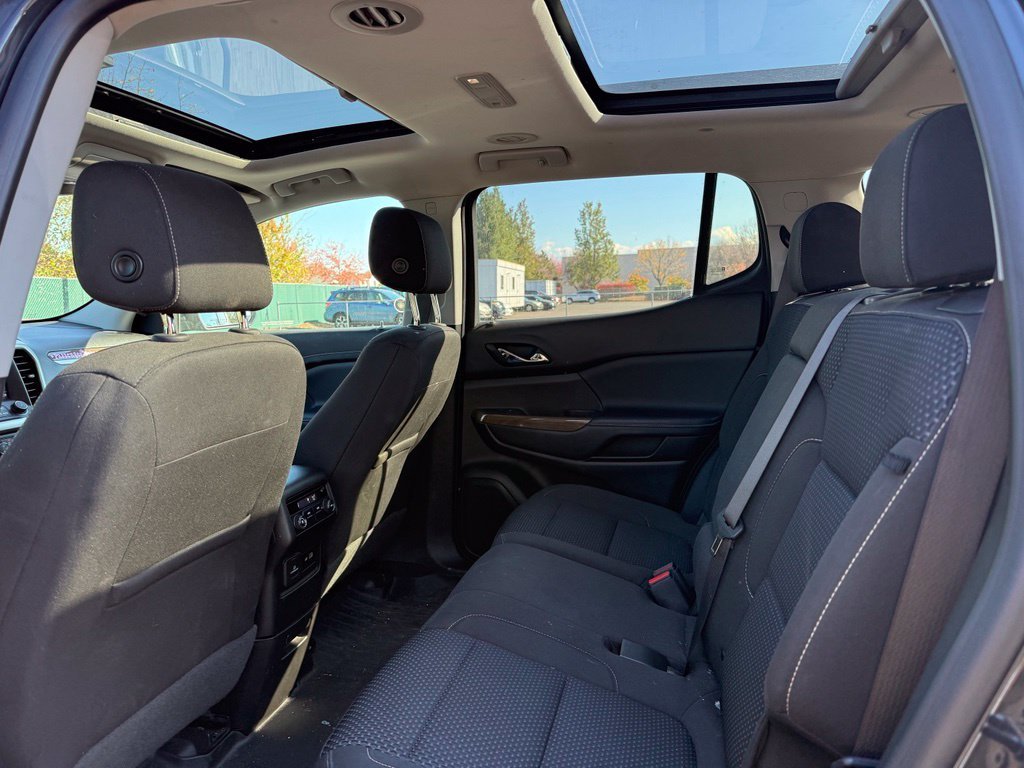 Used 2020 Carbon Black Metallic GMC SLE image 18