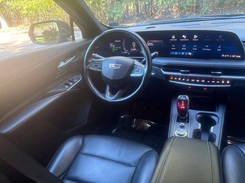 Used 2025 Black Cadillac Premium Luxury image 8