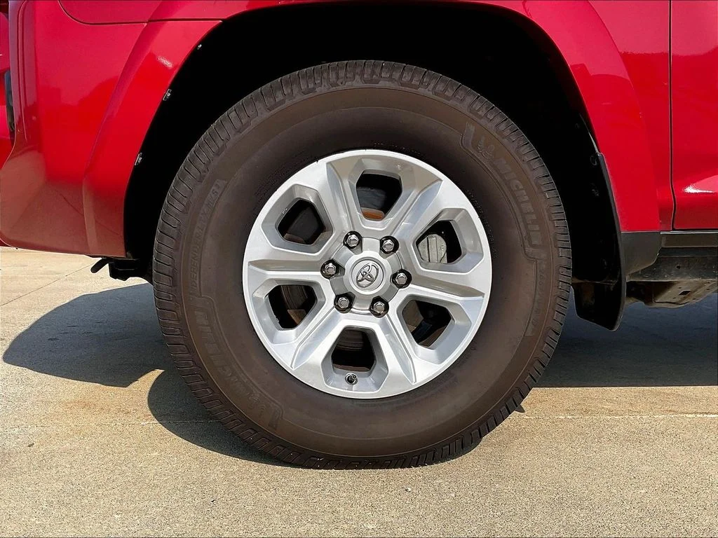 Used 2016 Red Toyota SR5 Premium image 19