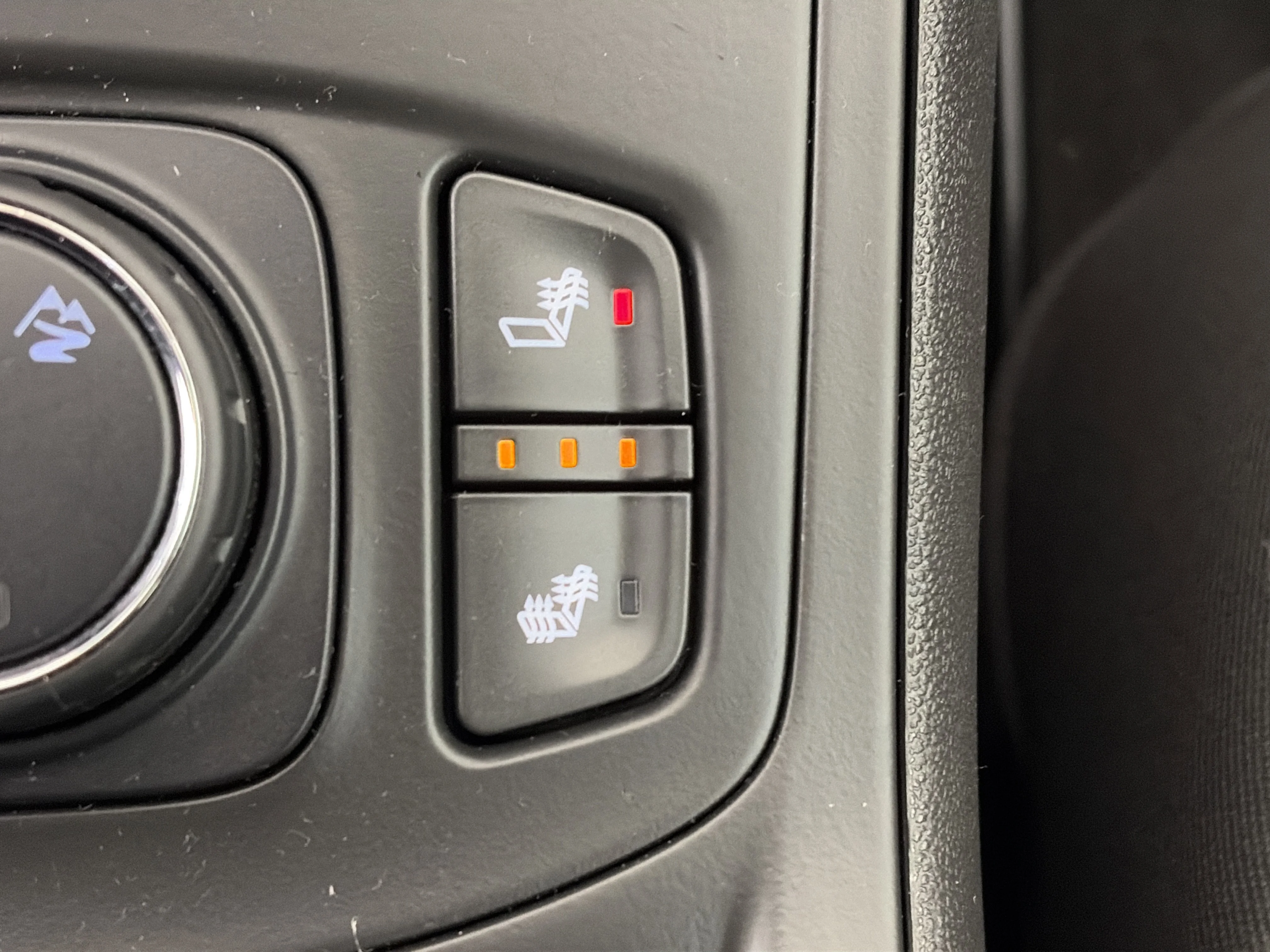 2023 GMC Terrain SLT - Photo 29