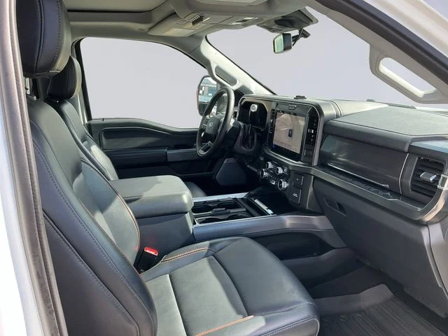 Certified Used 2025 Oxford White Ford Lariat image 15