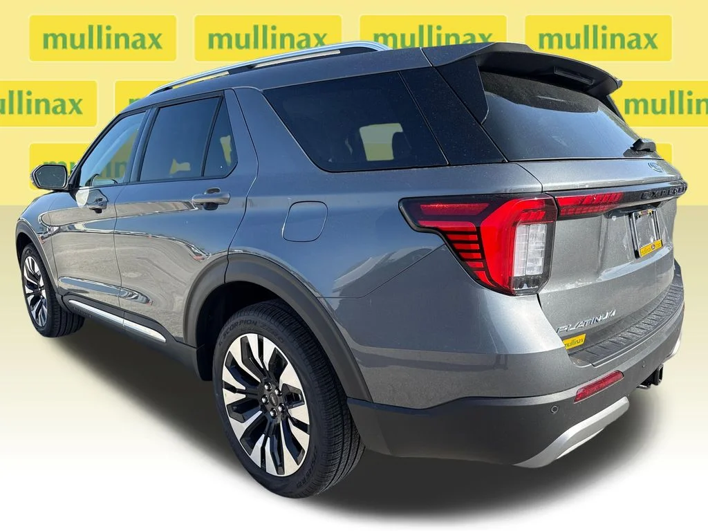 New 2026 Gray Ford Platinum image 4
