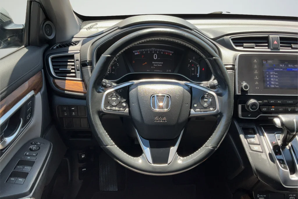 Used 2020 Silver Honda Touring image 14