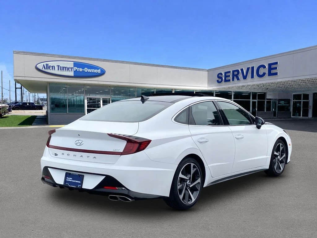 Used 2022 Quartz White Hyundai SEL Plus image 8