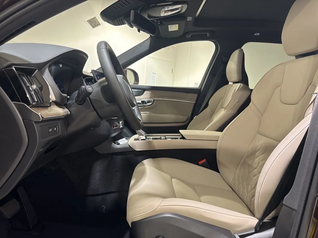 New 2026 Red Metallic Volvo T8 Plus image 19