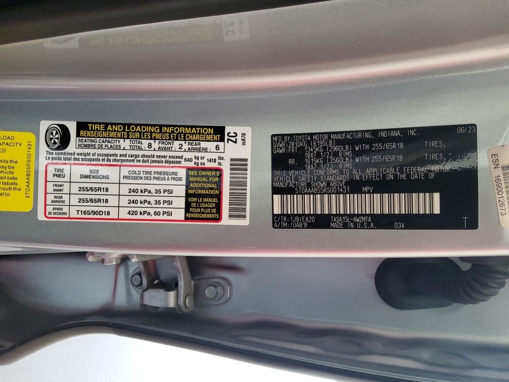 Used 2024 Silver Toyota XLE image 20