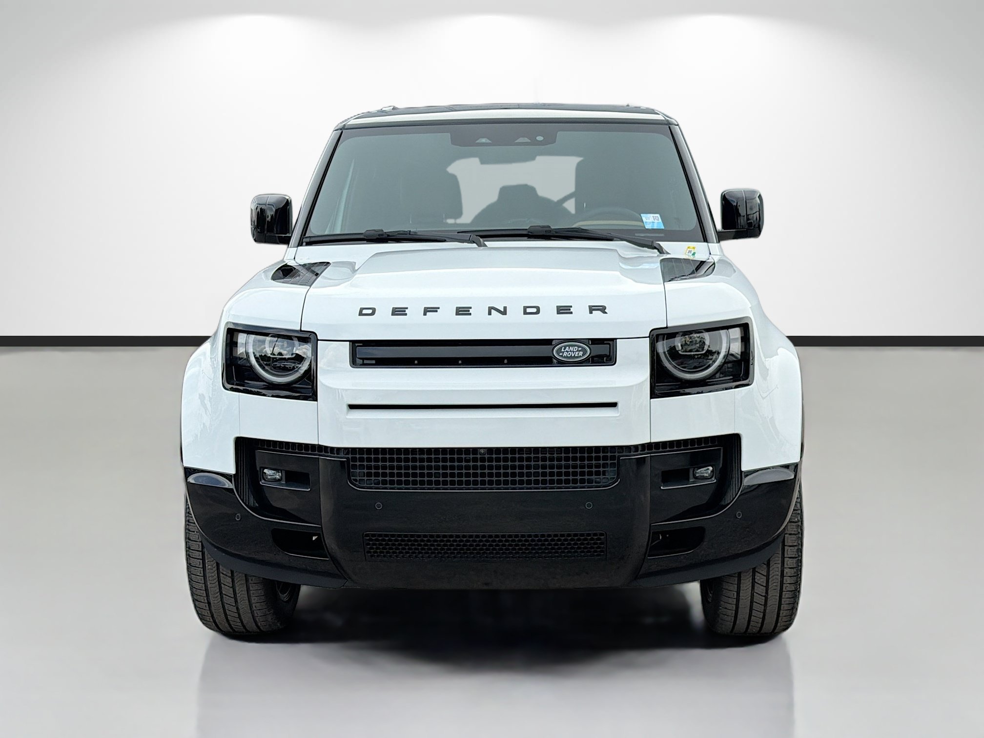 New 2026 Fuji White Land Rover X-Dynamic SE image 8