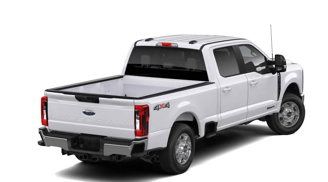 New 2026 Oxford White Ford XLT image 3