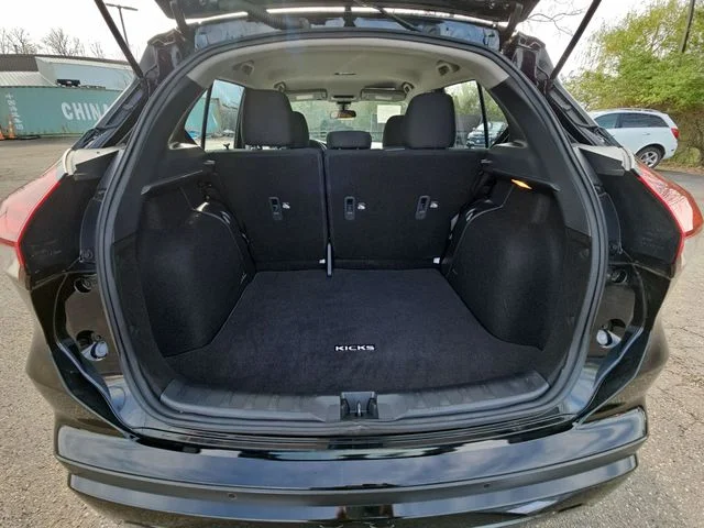 Used 2024 Black Nissan S image 25