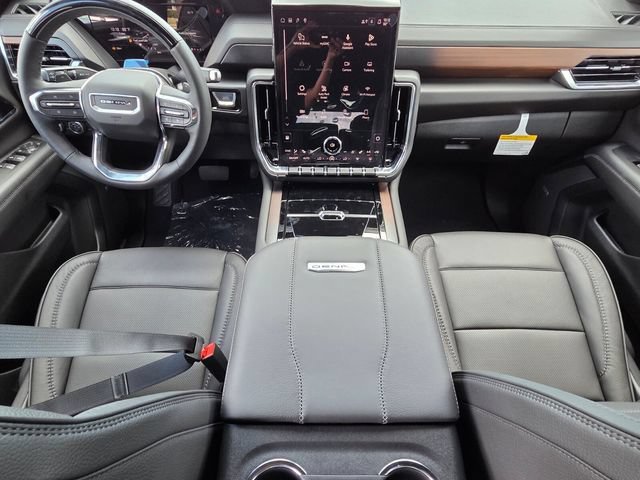 2026 GMC Yukon Denali - Photo 8