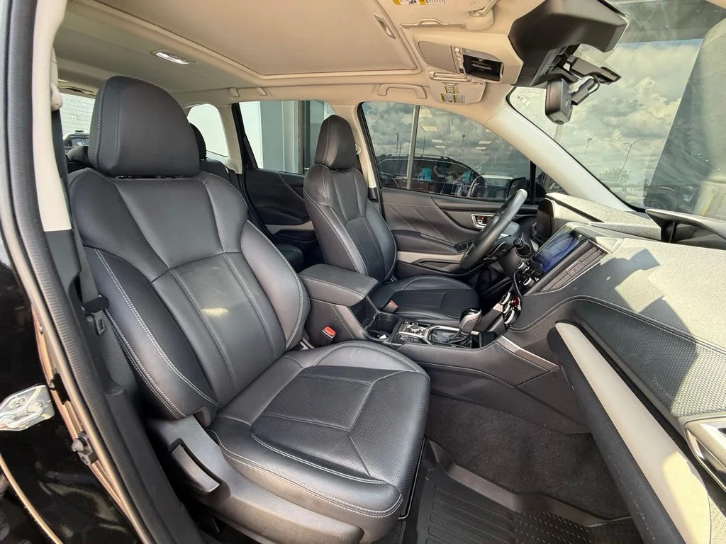Used 2022 Black Subaru Limited image 10