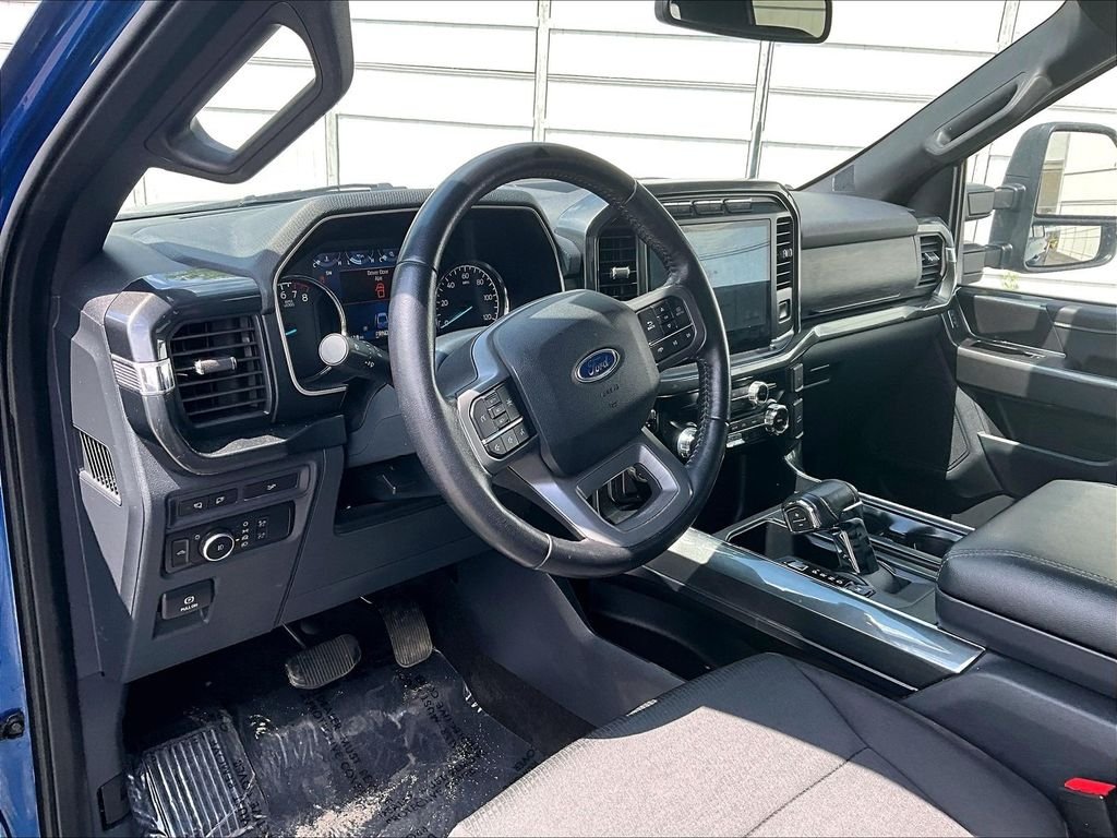 Used 2022 Blue Ford XLT image 8