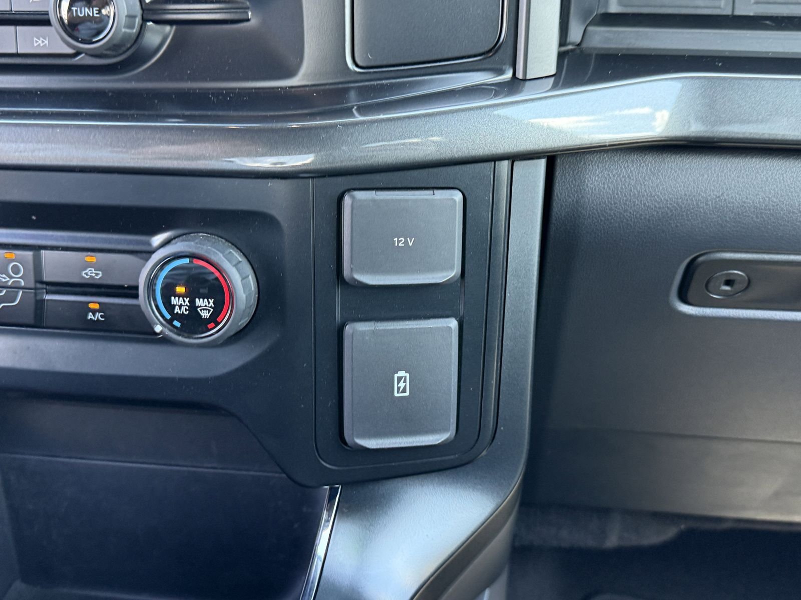 Certified Used 2023 Avalanche Ford XL image 29