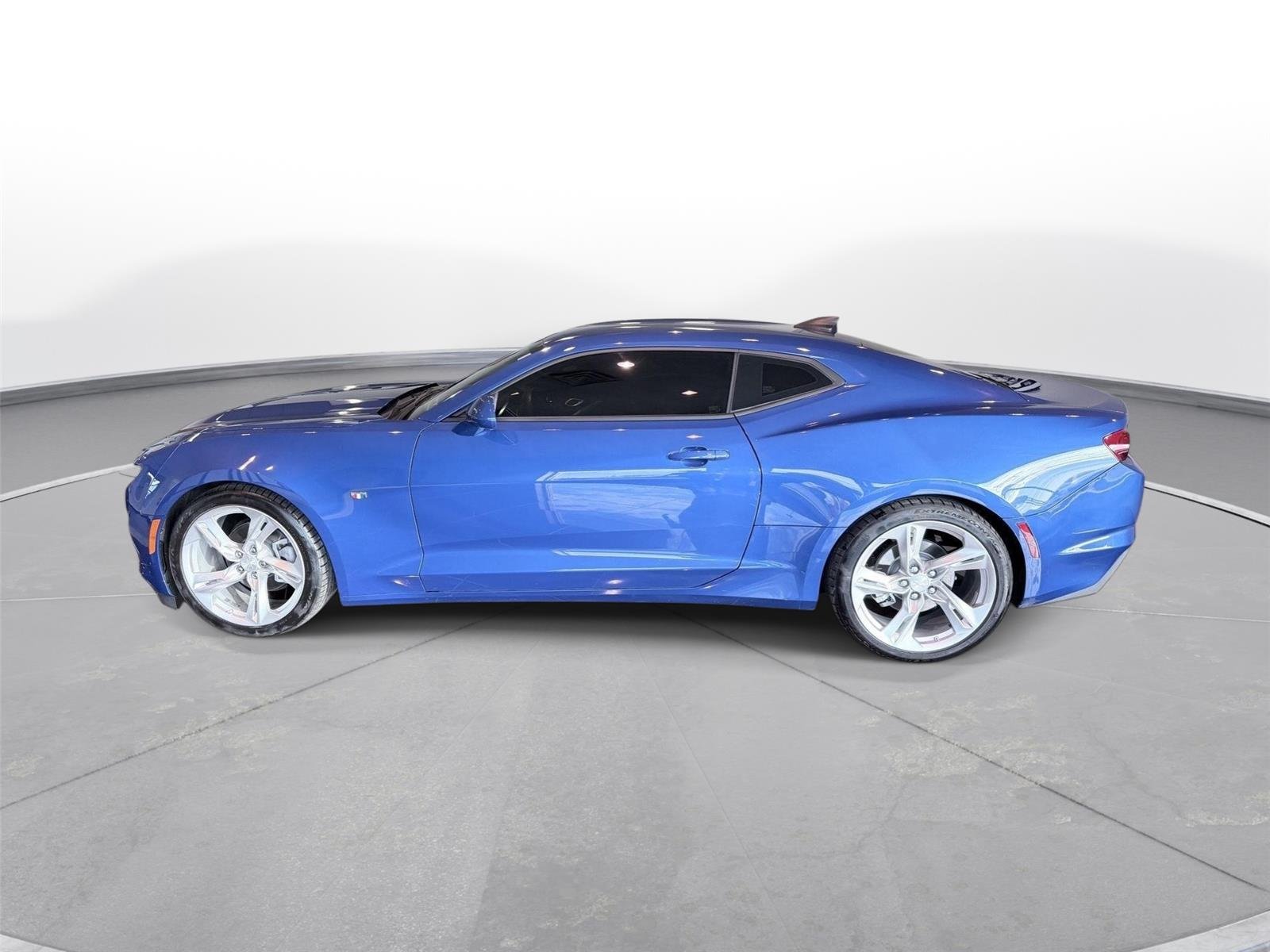 Used 2021 Riverside Blue Metallic Chevrolet 1LS image 21