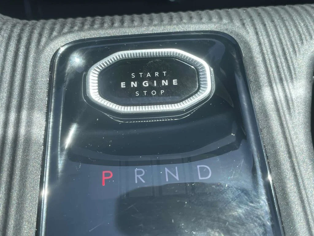 New 2026 Hydro Blue Pearlcoat Jeep Laredo image 34